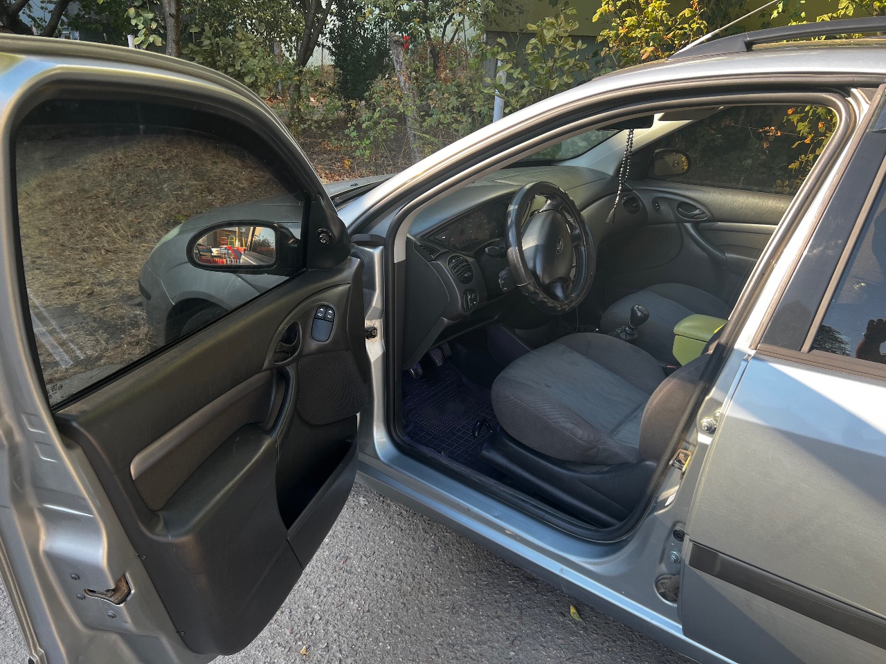 Ford Focus - фото 2