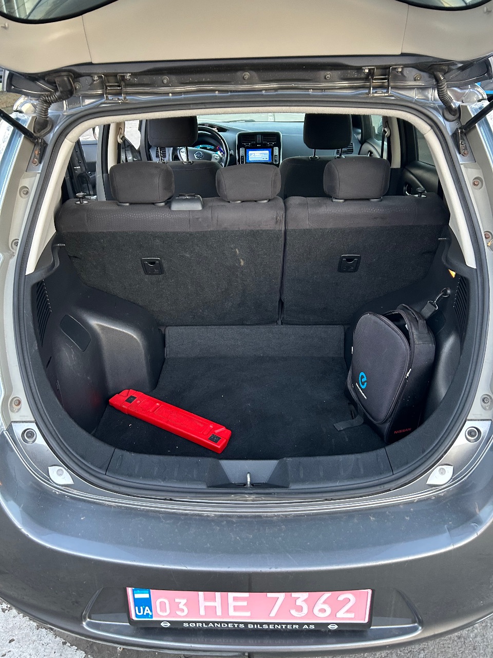 Nissan Leaf - фото 11