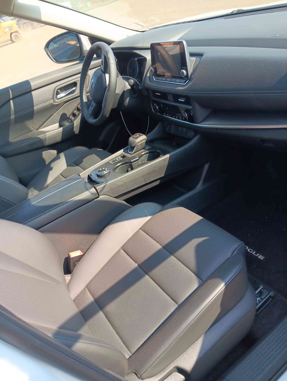 Nissan Rogue - фото 11