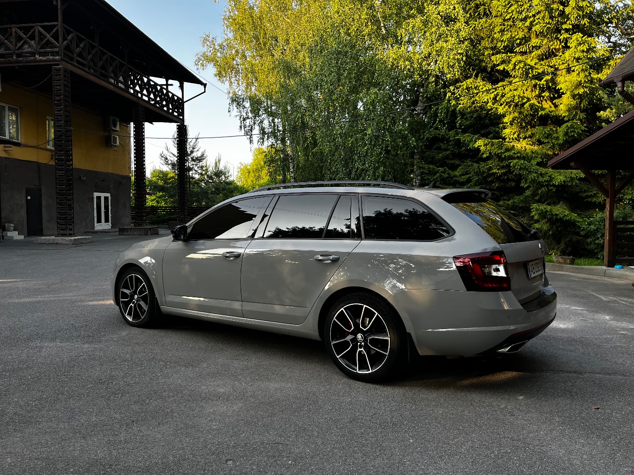 Skoda Octavia RS - фото 7