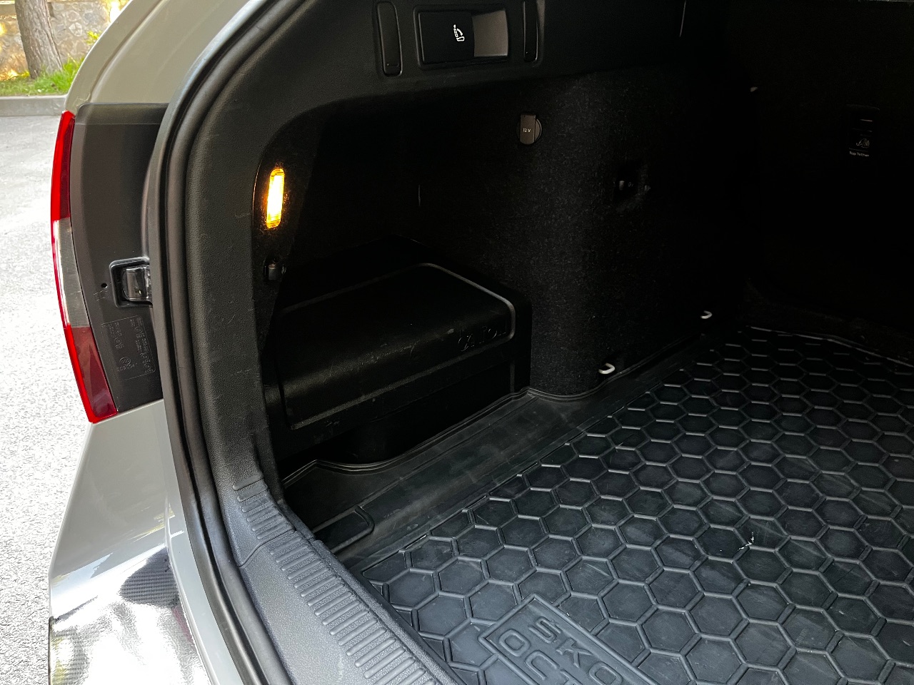 Skoda Octavia RS - фото 12