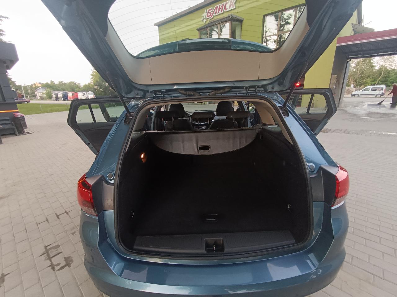 Opel Astra - фото 16