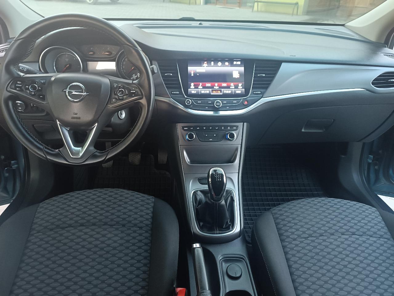 Opel Astra - фото 9