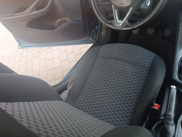 Opel Astra - фото 2