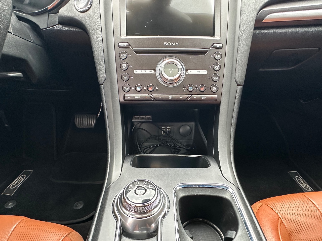 Ford Fusion (North America) - фото 11