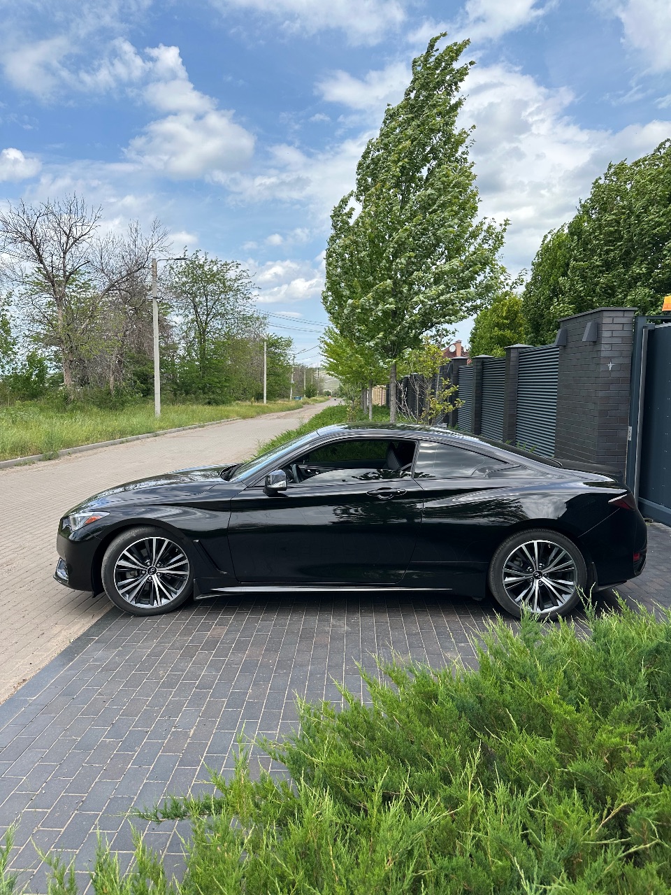 Infiniti Q60 - фото 3