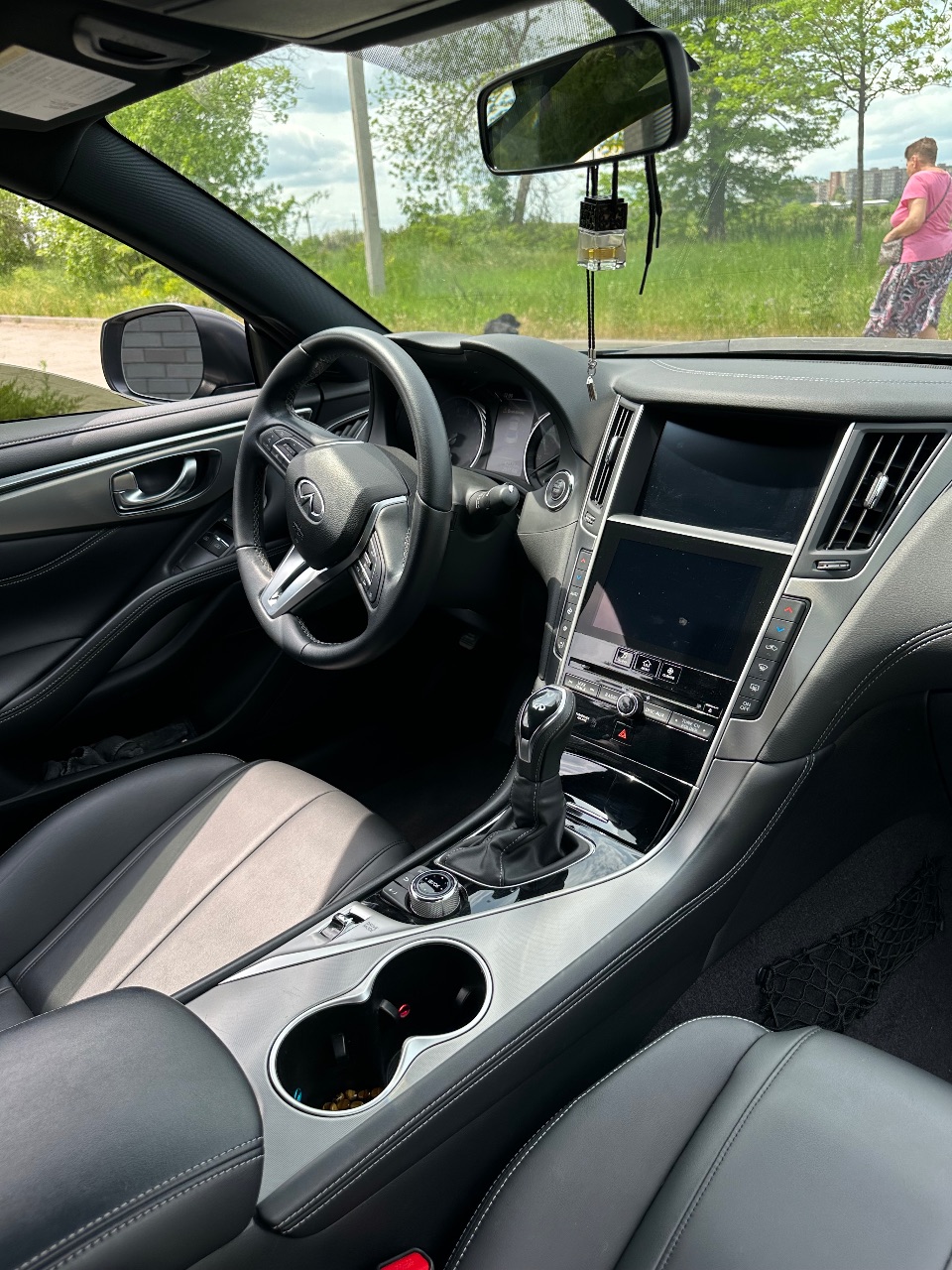 Infiniti Q60 - фото 18