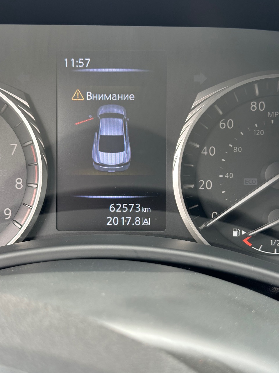 Infiniti Q60 - фото 13