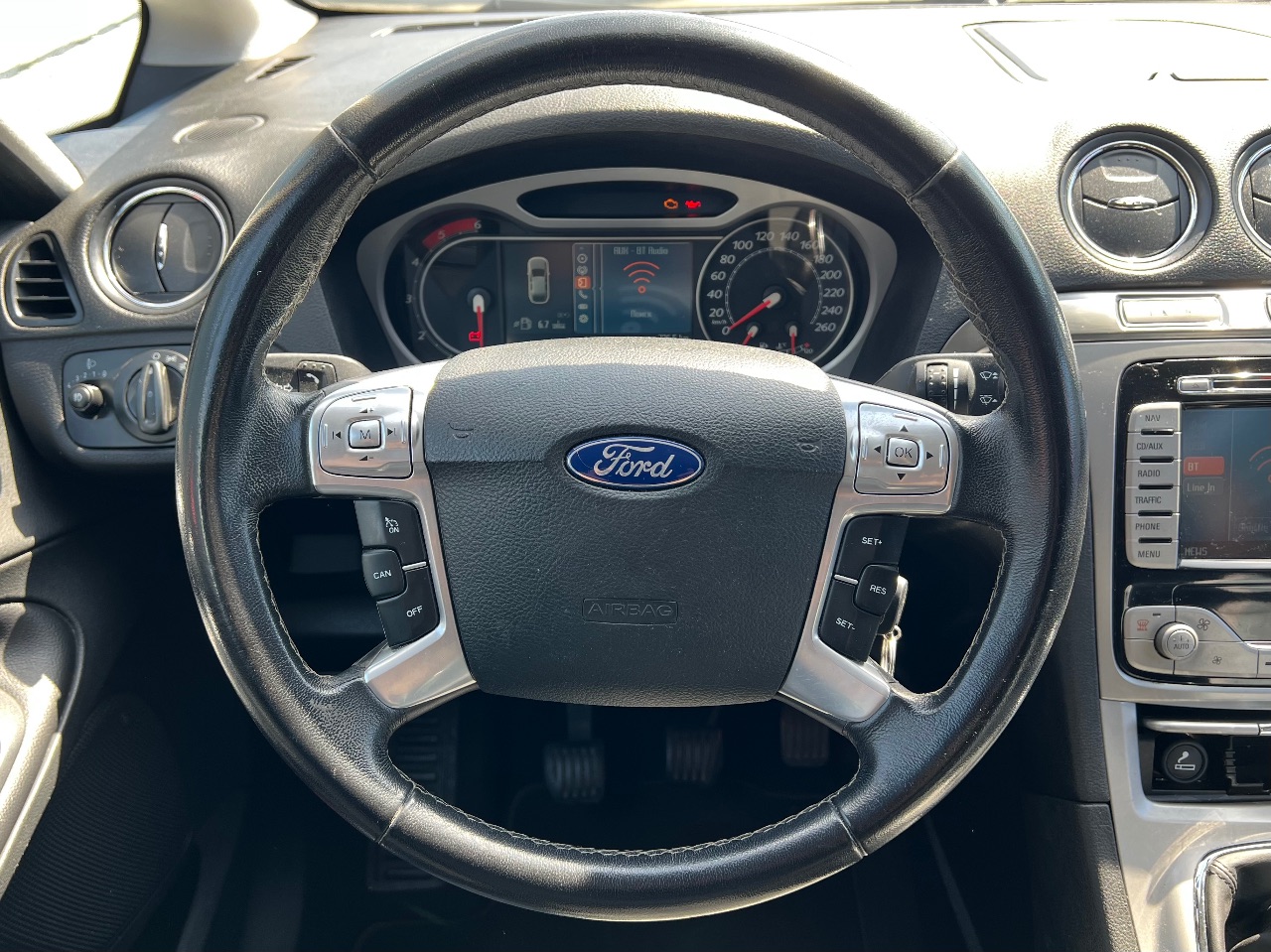 Ford S-MAX - фото 5