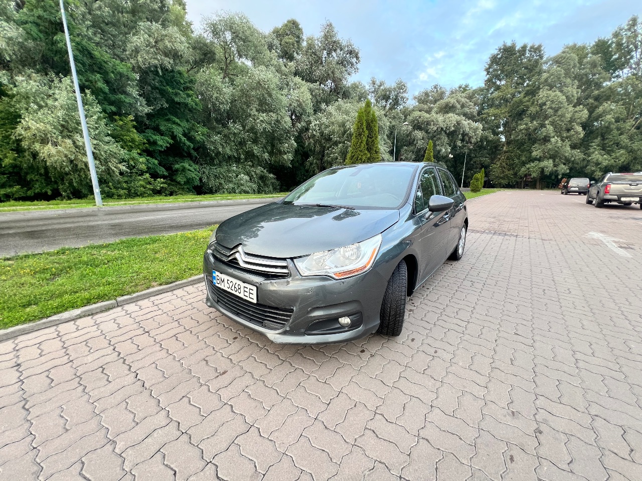Citroen C4 - фото 1