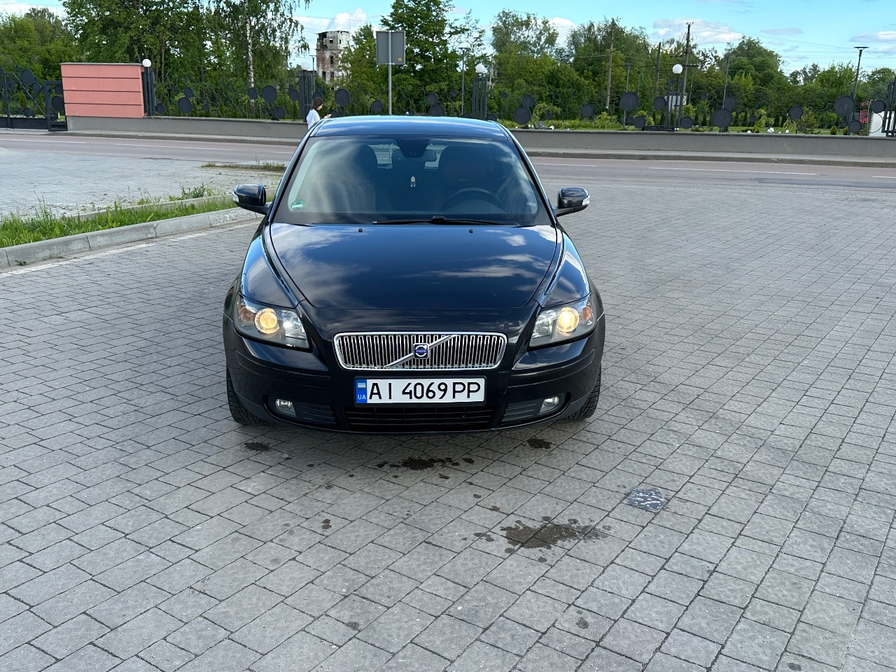 Volvo V50 - фото 1