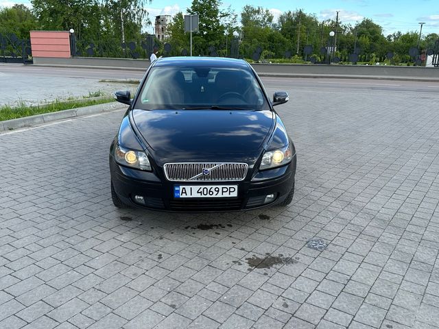 Volvo V50 - зображення 1
