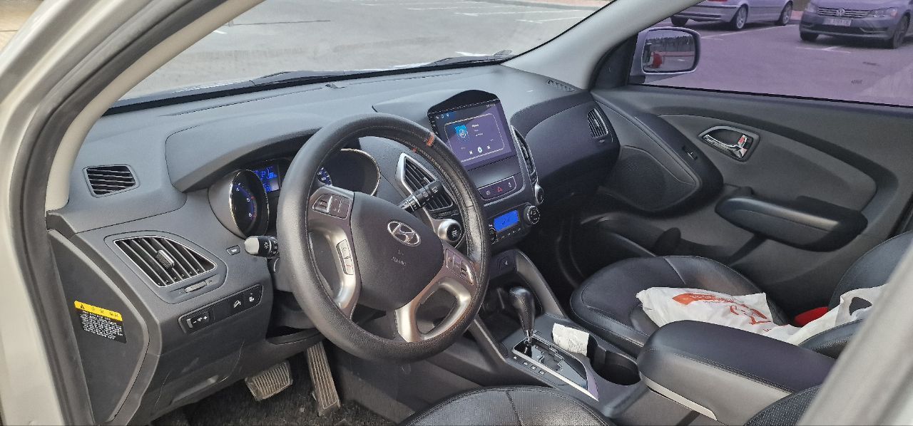 Hyundai ix35 - фото 7
