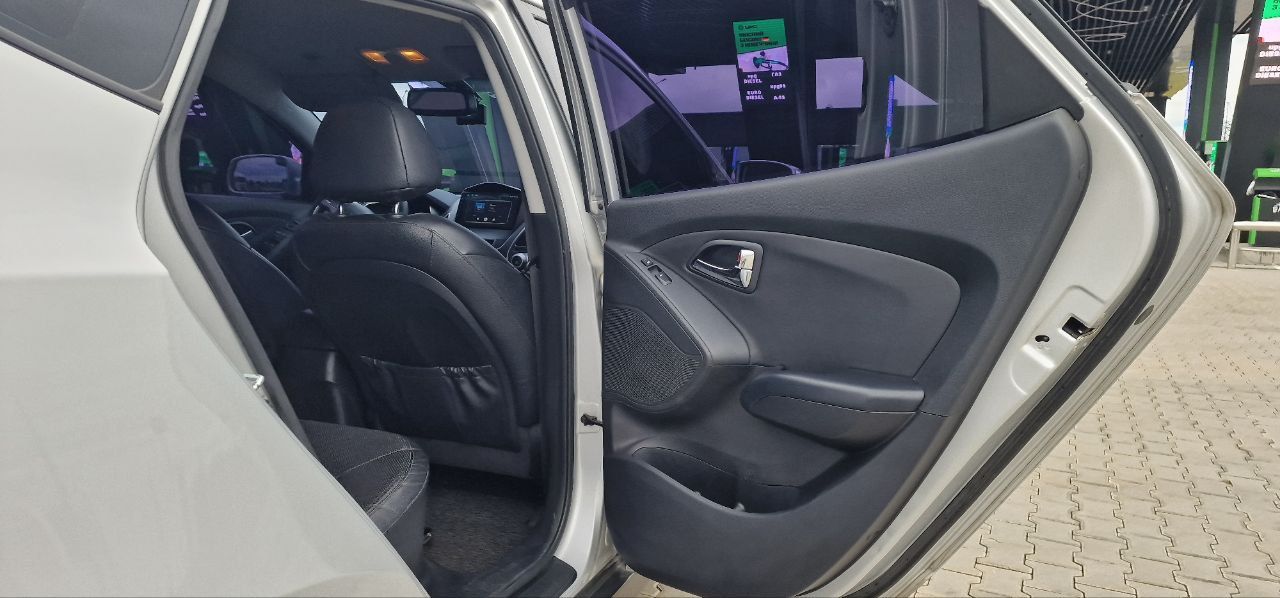 Hyundai ix35 - фото 18