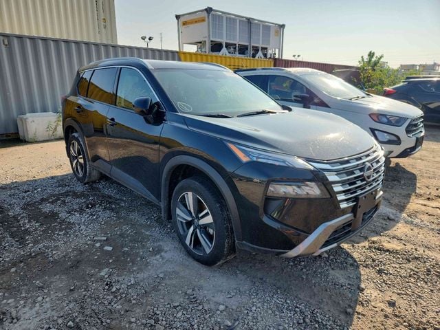 Nissan Rogue - фото 1