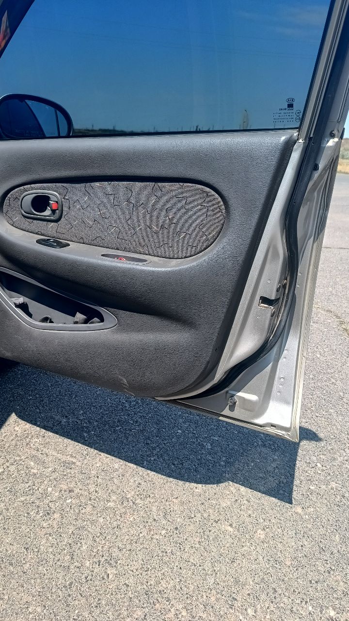 Kia Shuma - фото 5