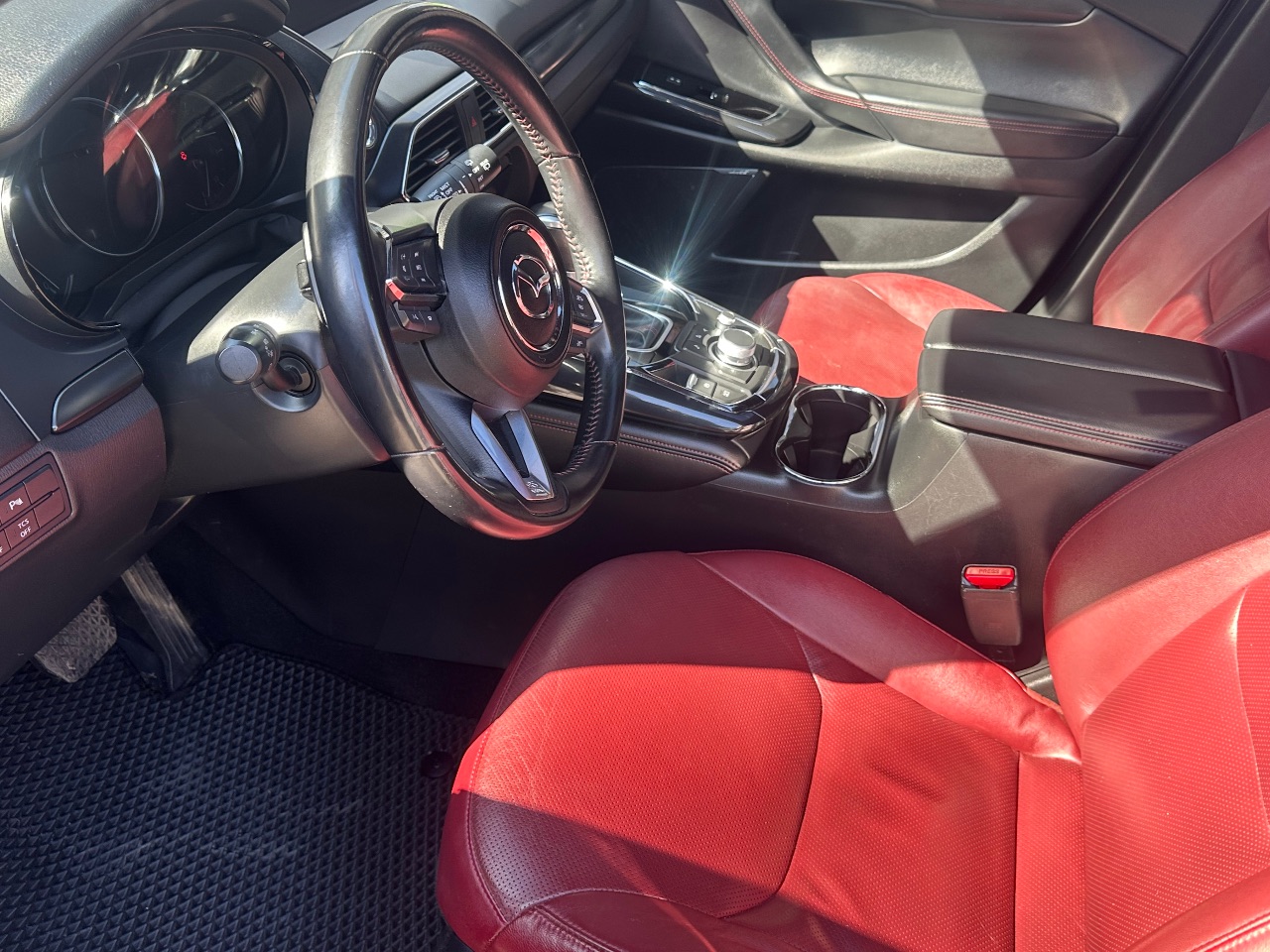 Mazda CX-9 - фото 9