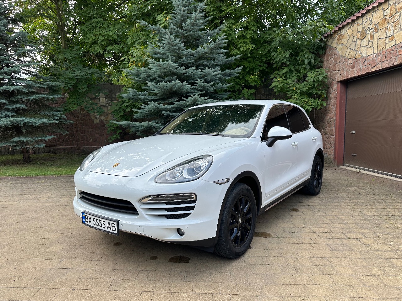 Porsche Cayenne - фото 1
