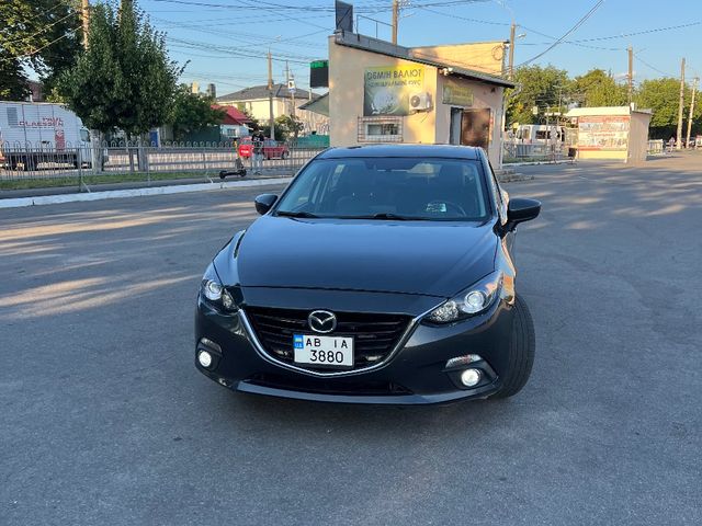 Mazda 3 - фото 1