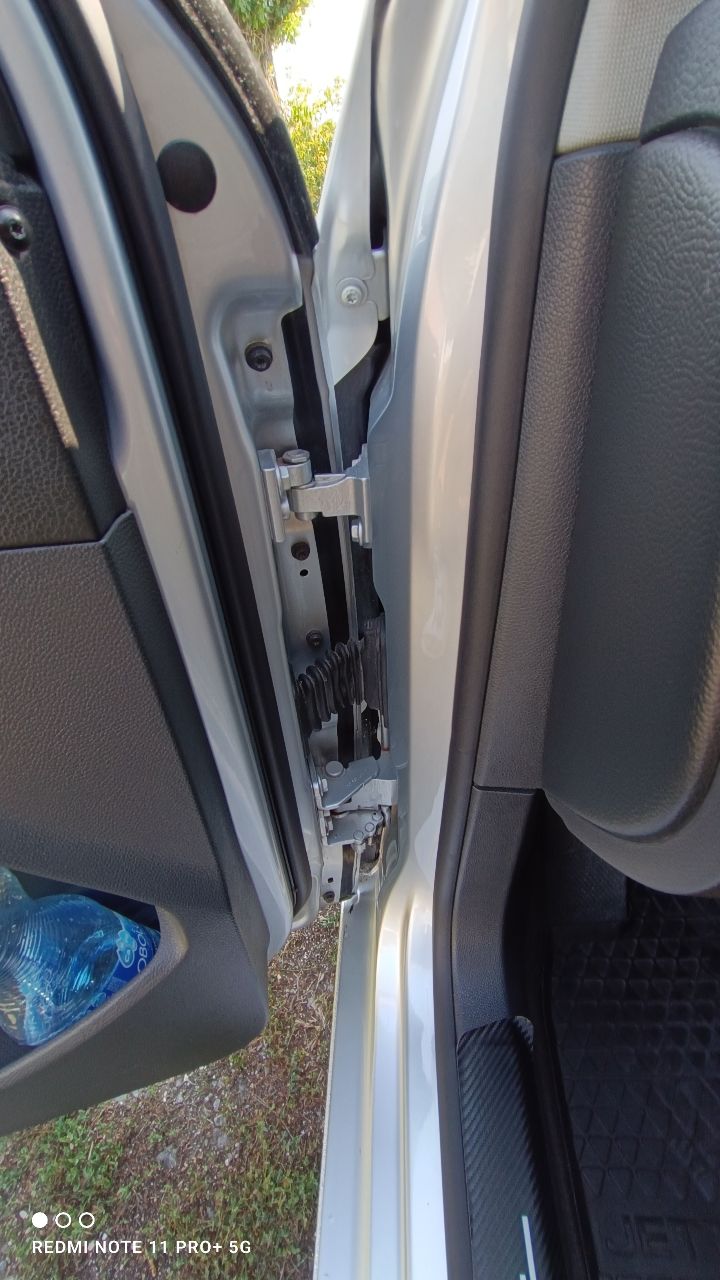 Volkswagen Jetta - фото 8