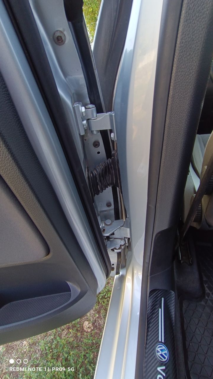 Volkswagen Jetta - фото 4