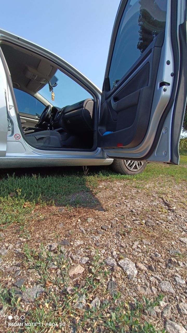 Volkswagen Jetta - фото 7