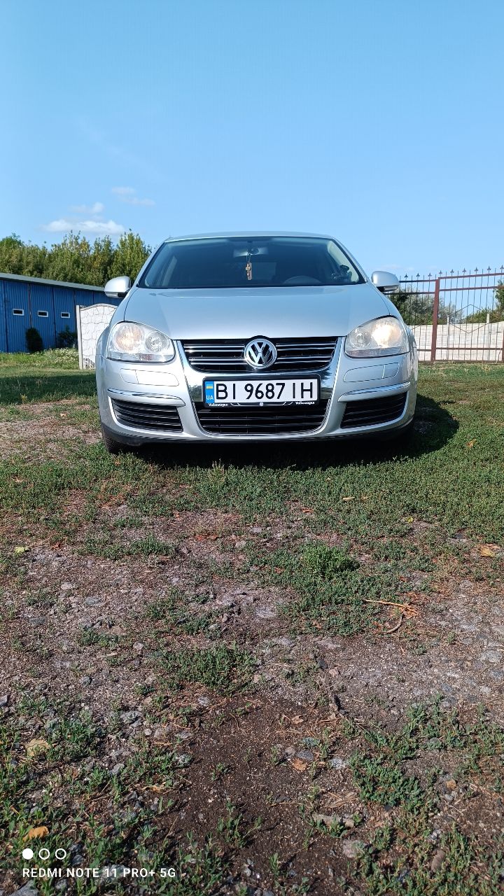 Volkswagen Jetta - фото 21