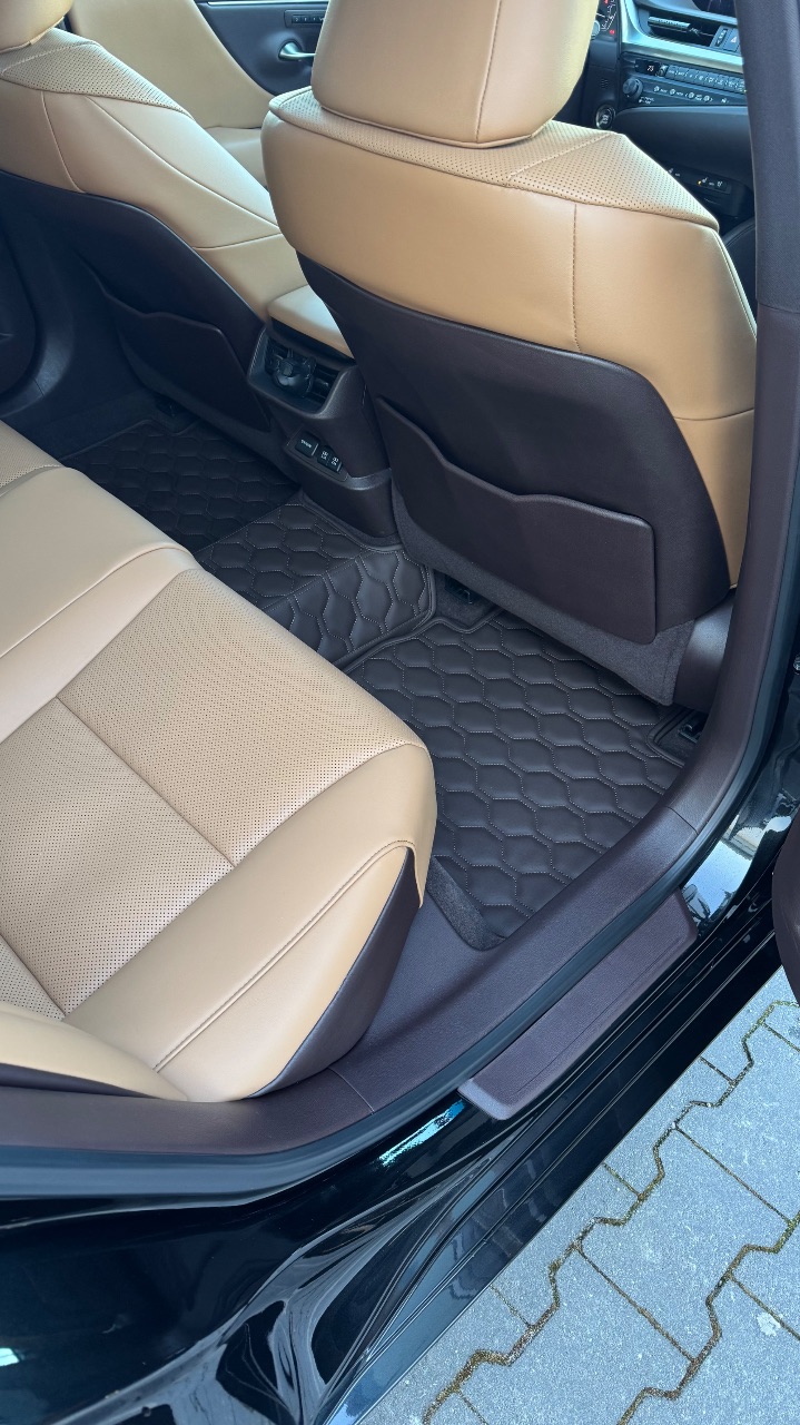 Lexus ES - фото 25