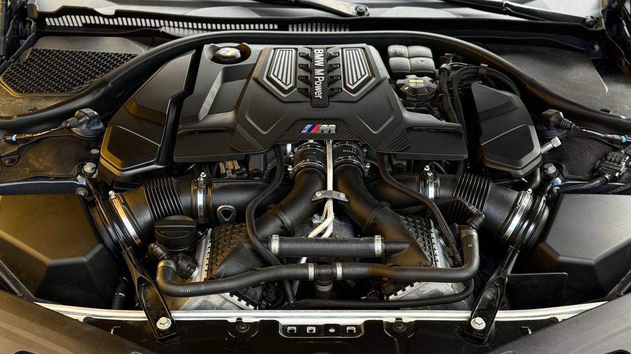 BMW M8 - фото 7
