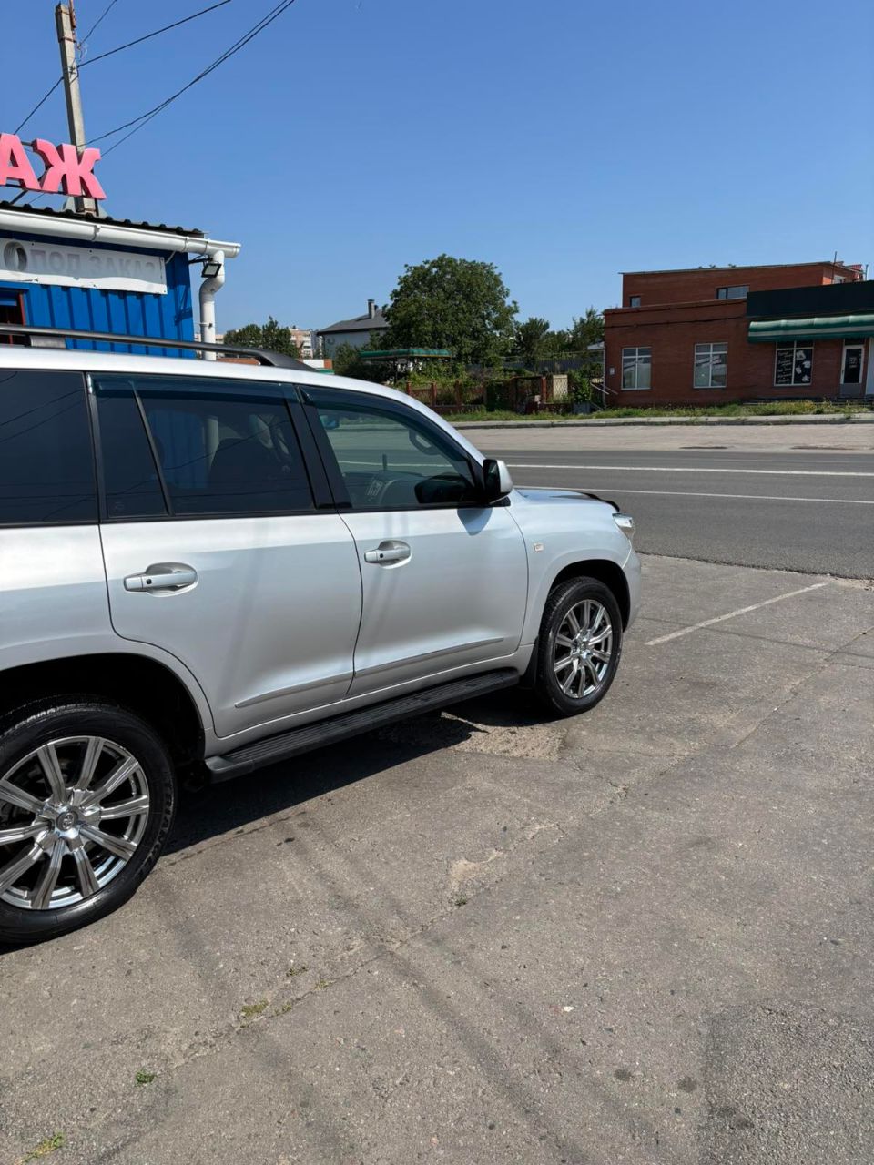 Toyota Land Cruiser - фото 3
