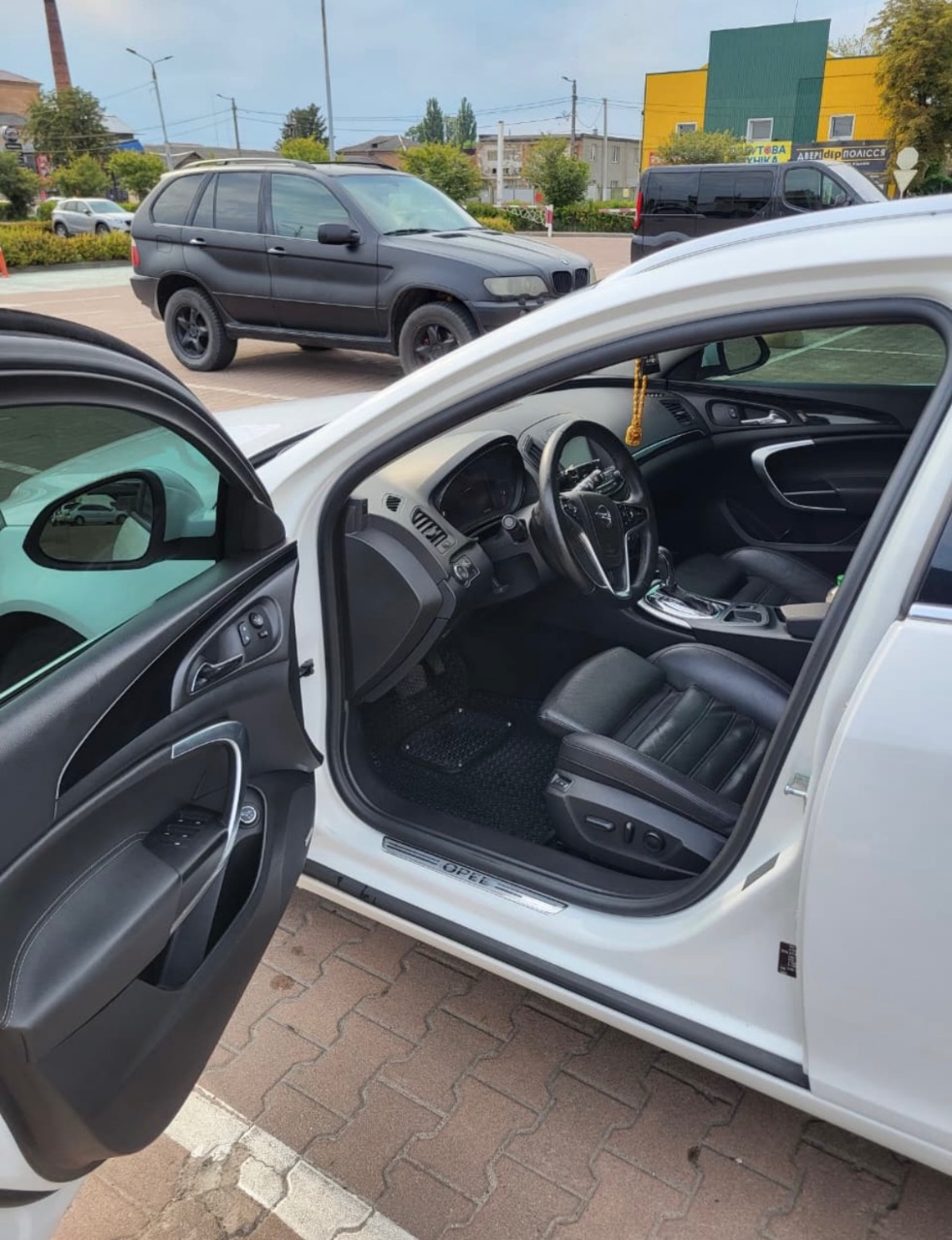 Opel Insignia - фото 12