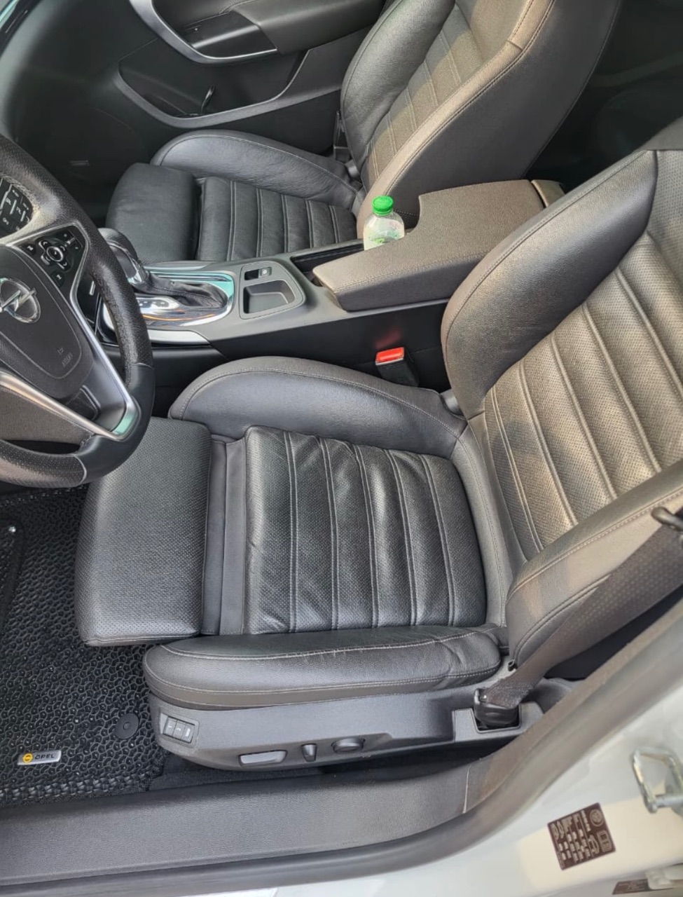 Opel Insignia - фото 15