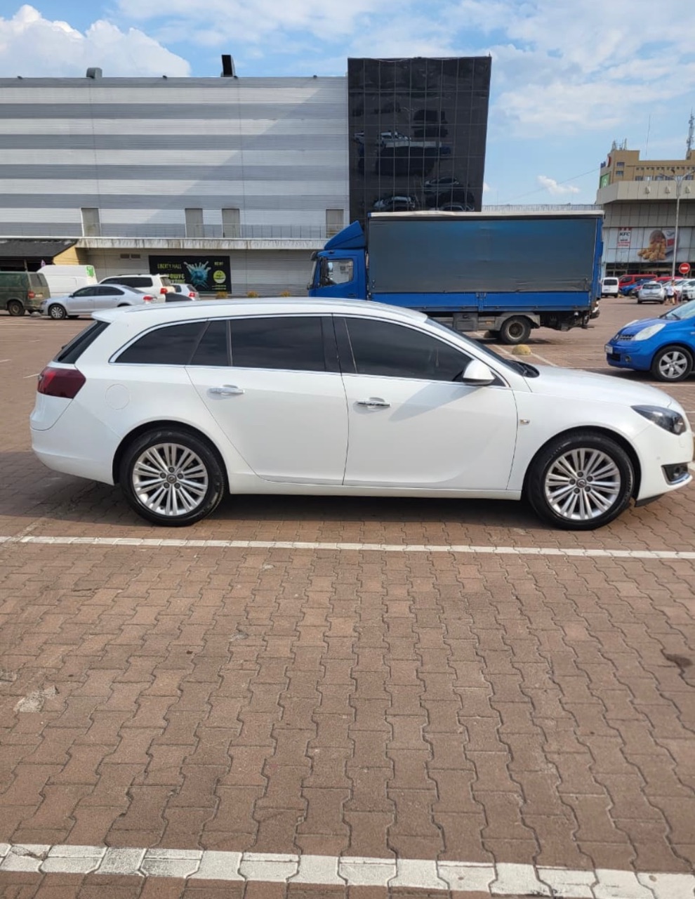 Opel Insignia - фото 9