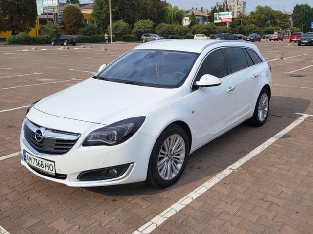 Opel Insignia - фото 2