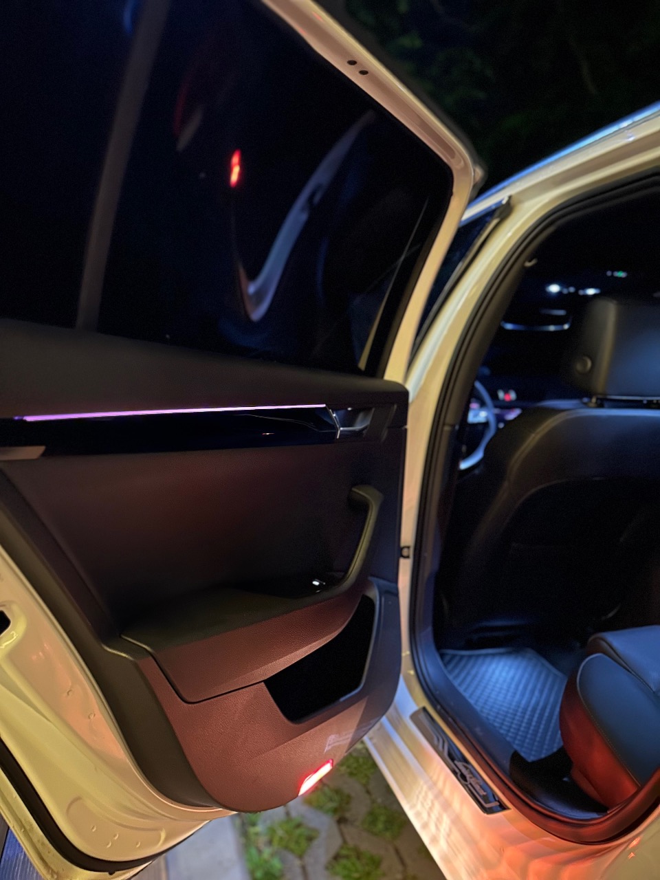 Skoda Superb - фото 11