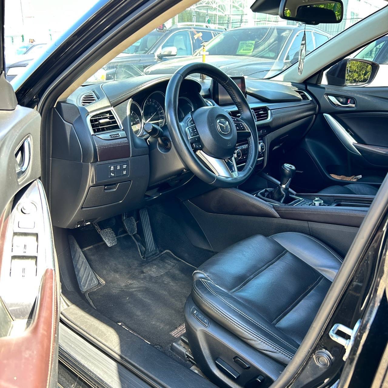 Mazda 6 - фото 5