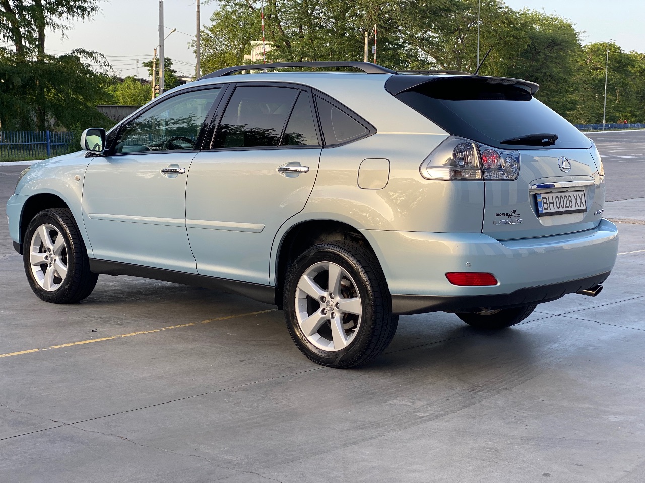 Lexus RX - фото 3