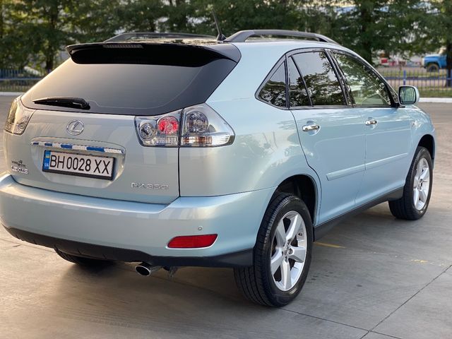 Lexus RX - фото 5