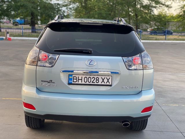 Lexus RX - фото 4