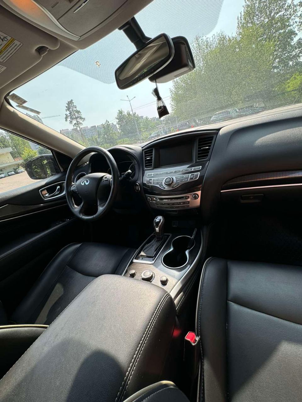Infiniti QX60 - фото 8