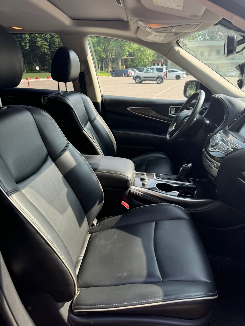 Infiniti QX60 - фото 6