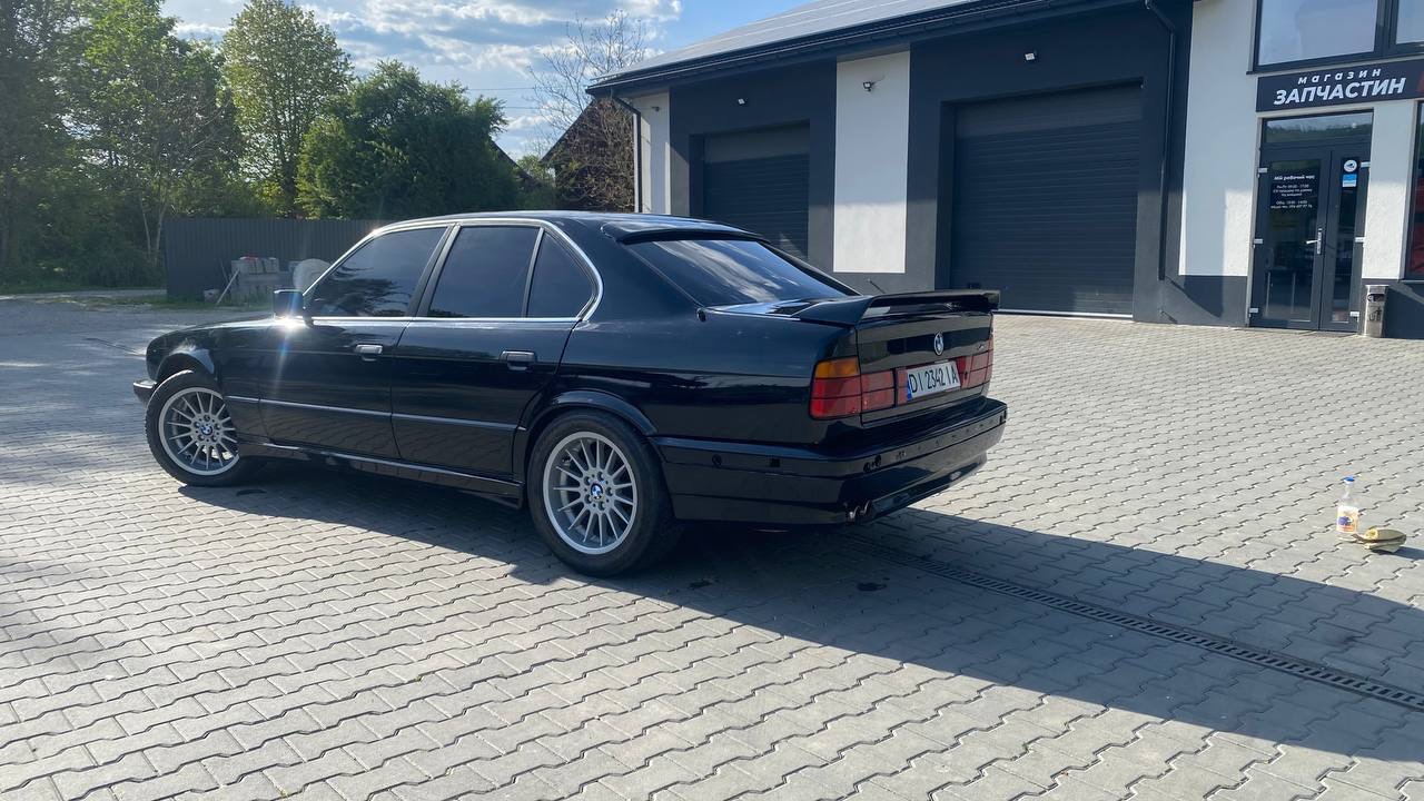 BMW 5 серії - фото 11