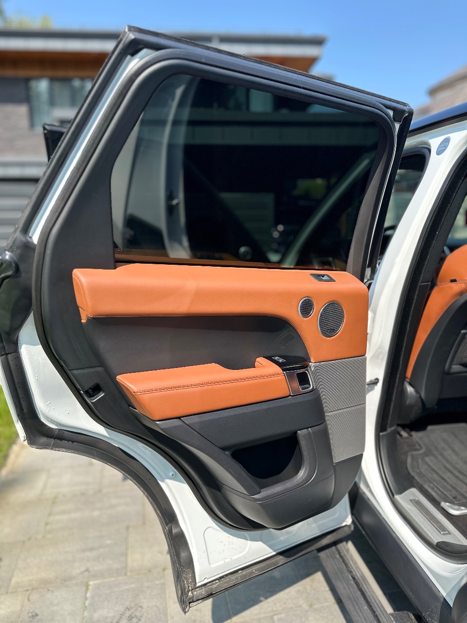 Land Rover Range Rover Sport - фото 2