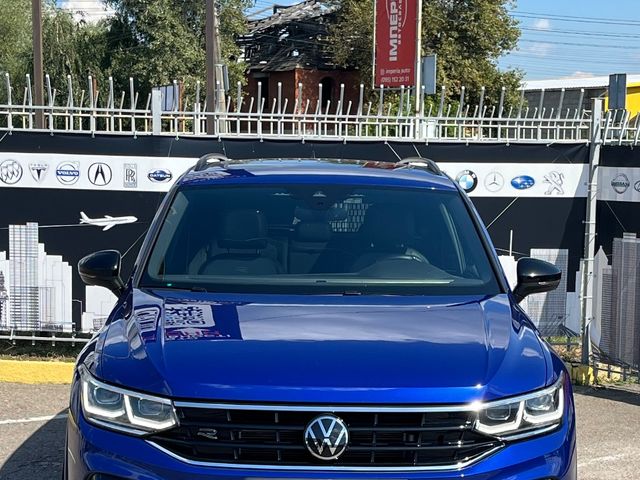 Volkswagen Tiguan R - фото 2