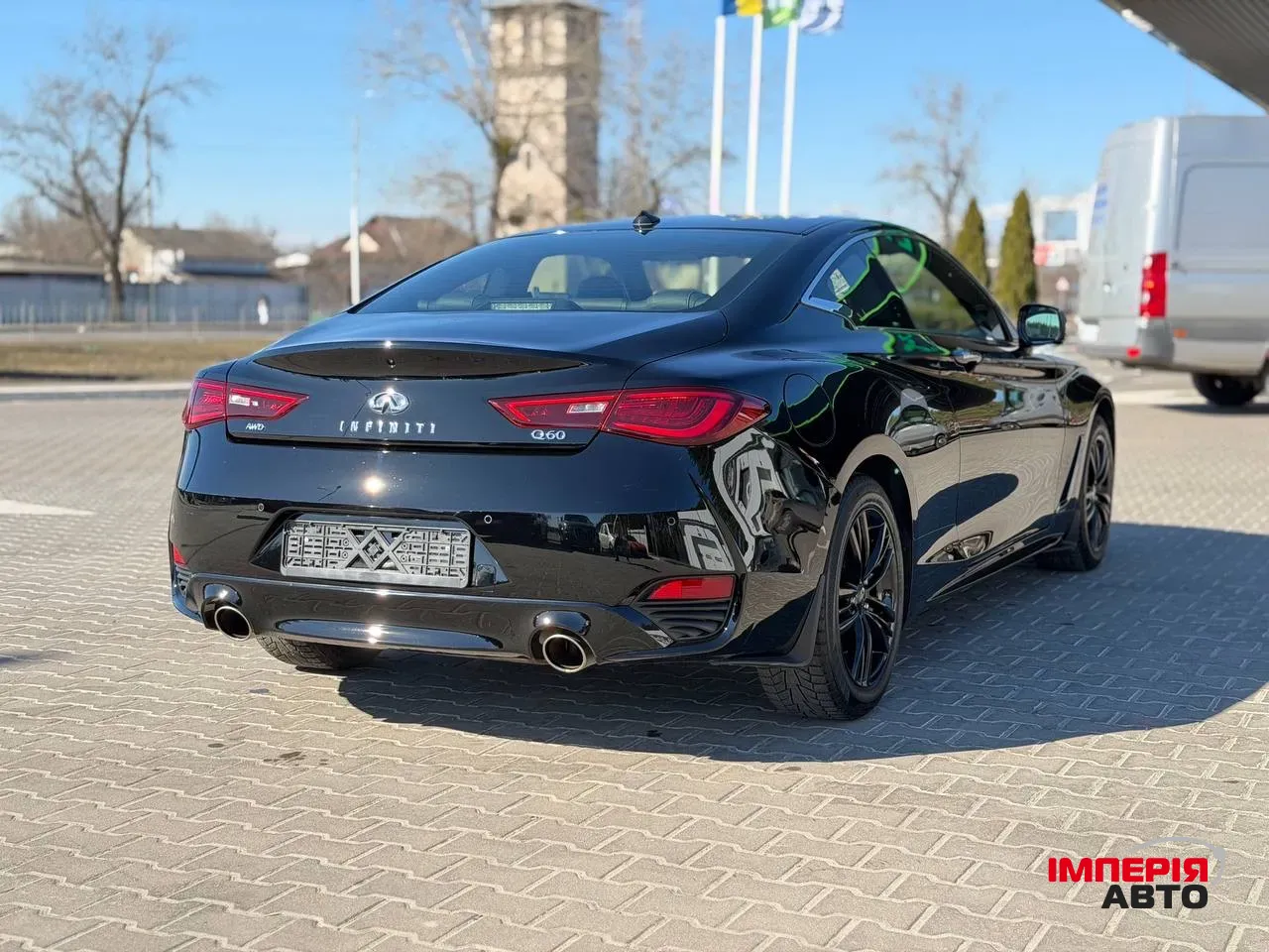 Infiniti Q60 - фото 13