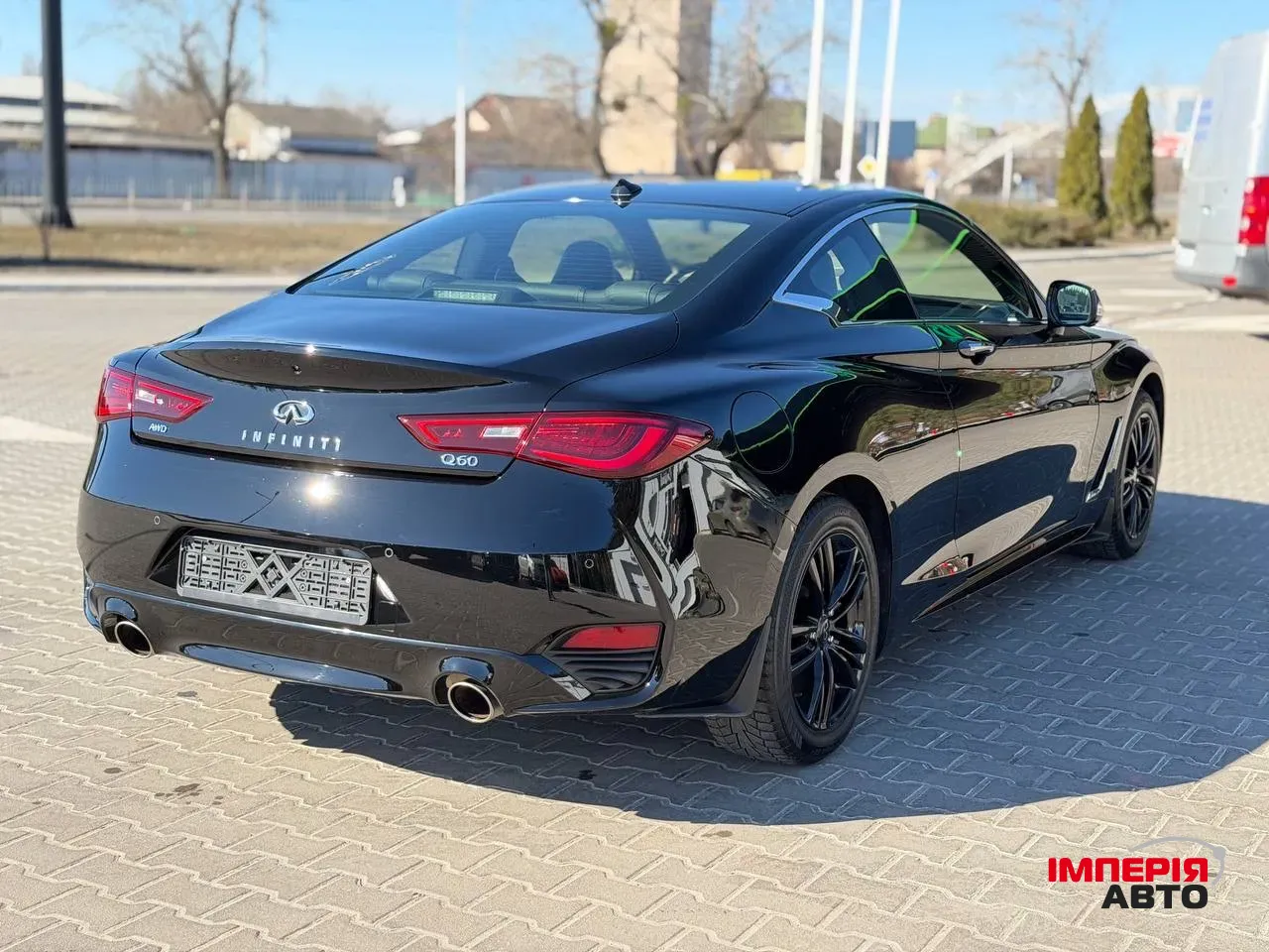 Infiniti Q60 - фото 11