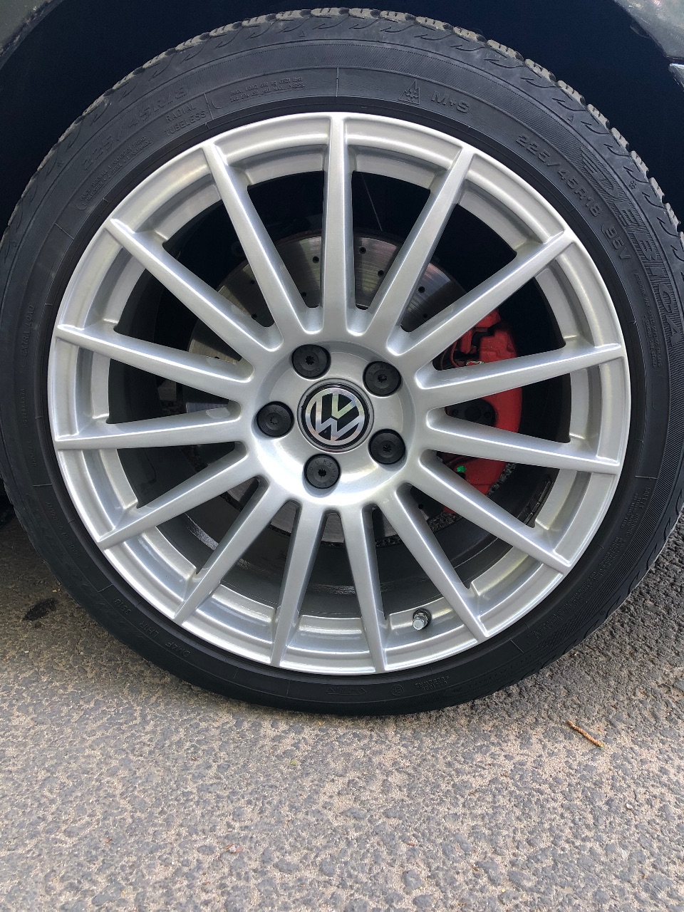 Volkswagen Golf GTI - фото 12