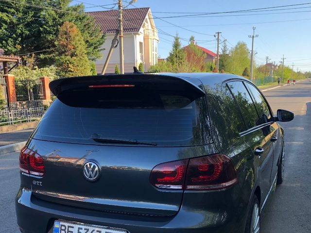 Volkswagen Golf GTI - фото 4
