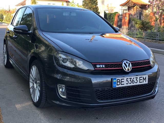 Volkswagen Golf GTI - фото 2