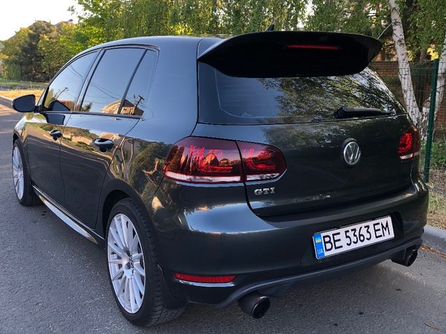 Volkswagen Golf GTI - фото 3